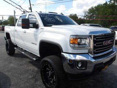Used 2017 GMC Sierra 2500 SLE w/ HD SLE Preferred Plus Package
