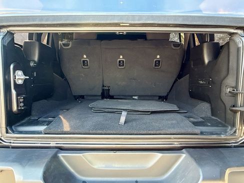 Used 2021 Jeep Wrangler Unlimited Sport S image 29