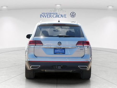 Certified 2023 Volkswagen Atlas SE w/ Black Wheel Package AWD/4WD image 6