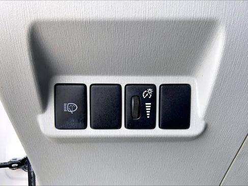 Used 2013 Toyota Prius V Five image 33