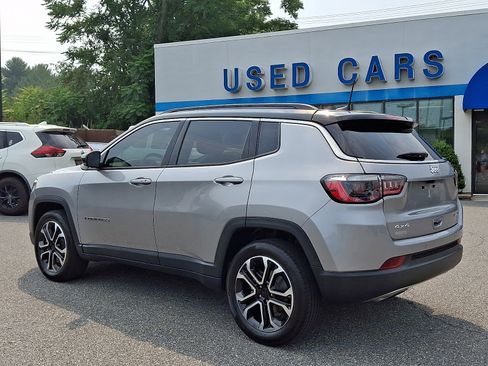 Used 2023 Jeep Compass Limited AWD/4WD image 4