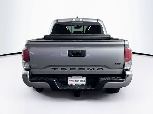 Certified 2021 Toyota Tacoma TRD Off-Road w/ TRD Premium Off Road Package AWD/4WD image 12