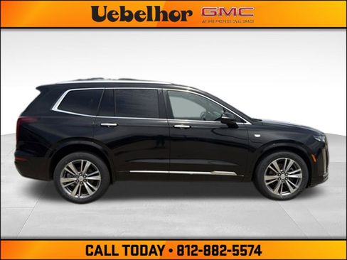 Used 2020 Cadillac XT6 Premium Luxury AWD/4WD image 3