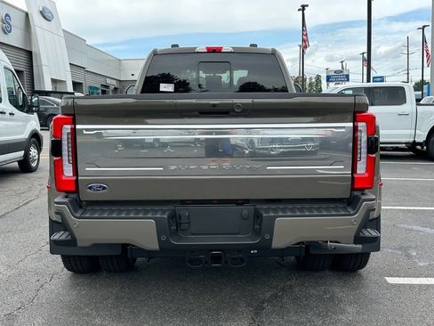 New 2026 Ford F350 Platinum w/ Platinum Plus Package AWD/4WD image 5