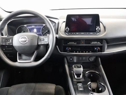 Used 2026 Nissan Rogue SV AWD/4WD image 13