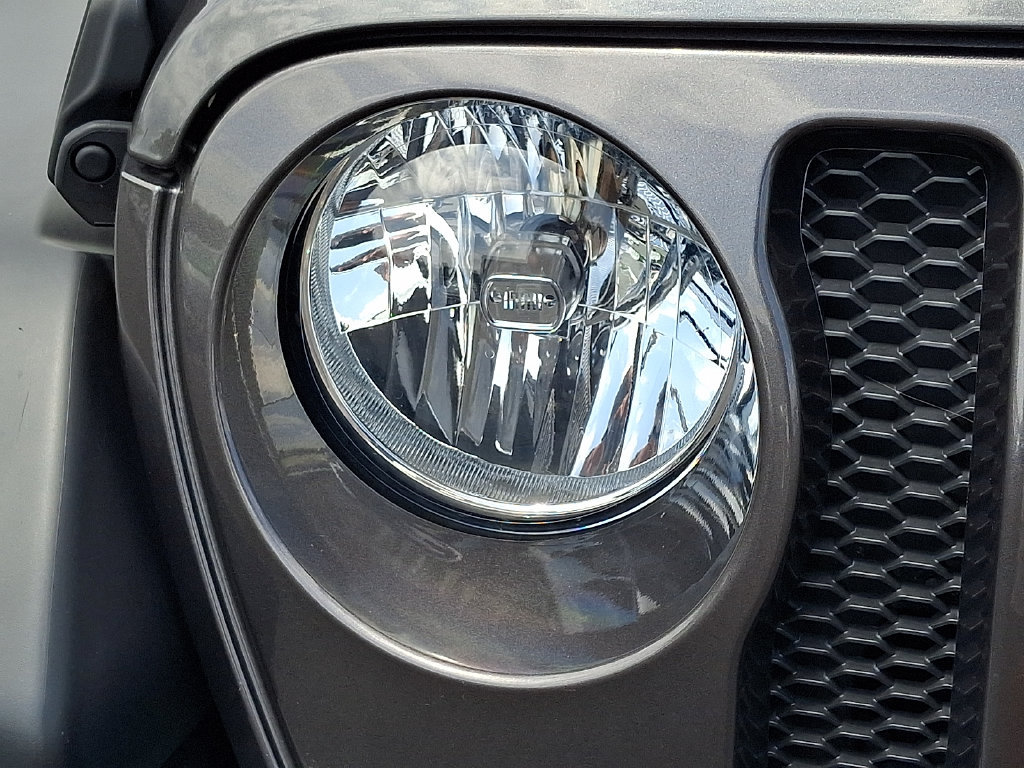Used 2022 Jeep Wrangler Unlimited Sport AWD/4WD image 13