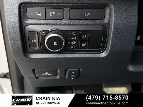 Used 2024 Ford F250 Lariat w/ Lariat Ultimate Package AWD/4WD image 16