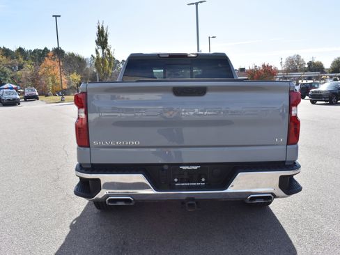 Used 2024 Chevrolet Silverado 1500 LT w/ Z71 Off-Road Package image 8