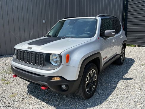 Used 2017 Jeep Renegade Trailhawk AWD/4WD image 1