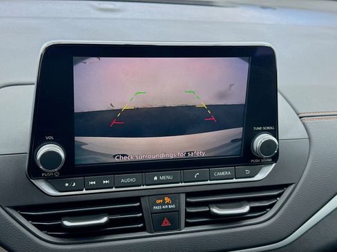 Used 2021 Nissan Altima 2.5 SR image 10