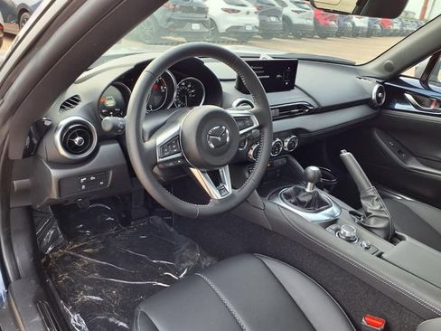 New 2026 MAZDA MX-5 Miata RF Grand Touring RWD image 9