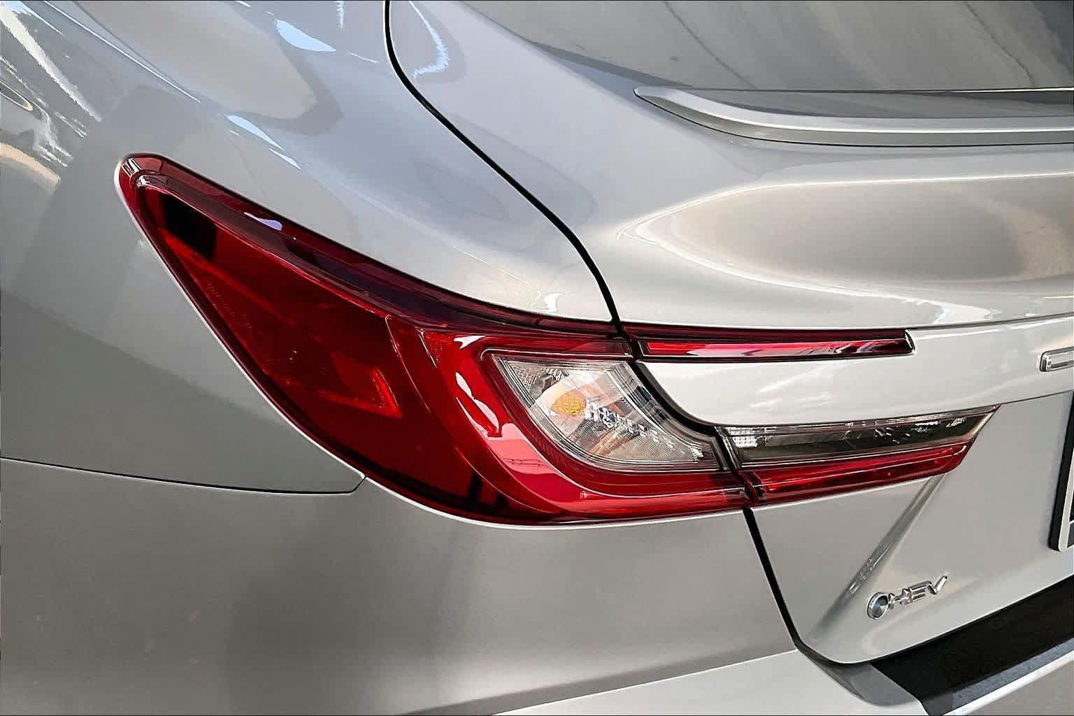 Used 2025 Toyota Camry LE FWD image 29