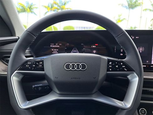 New 2025 Audi Q5 Premium Plus image 8