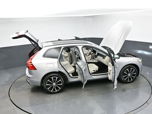 Used 2023 Volvo XC60 B5 Plus w/ Protection Package Premier image 47