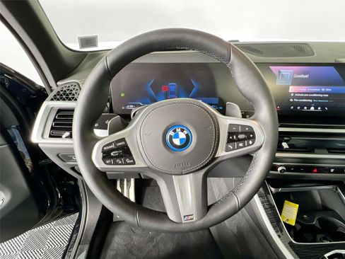 Used 2024 BMW X5 xDrive50e w/ M Sport Package image 12