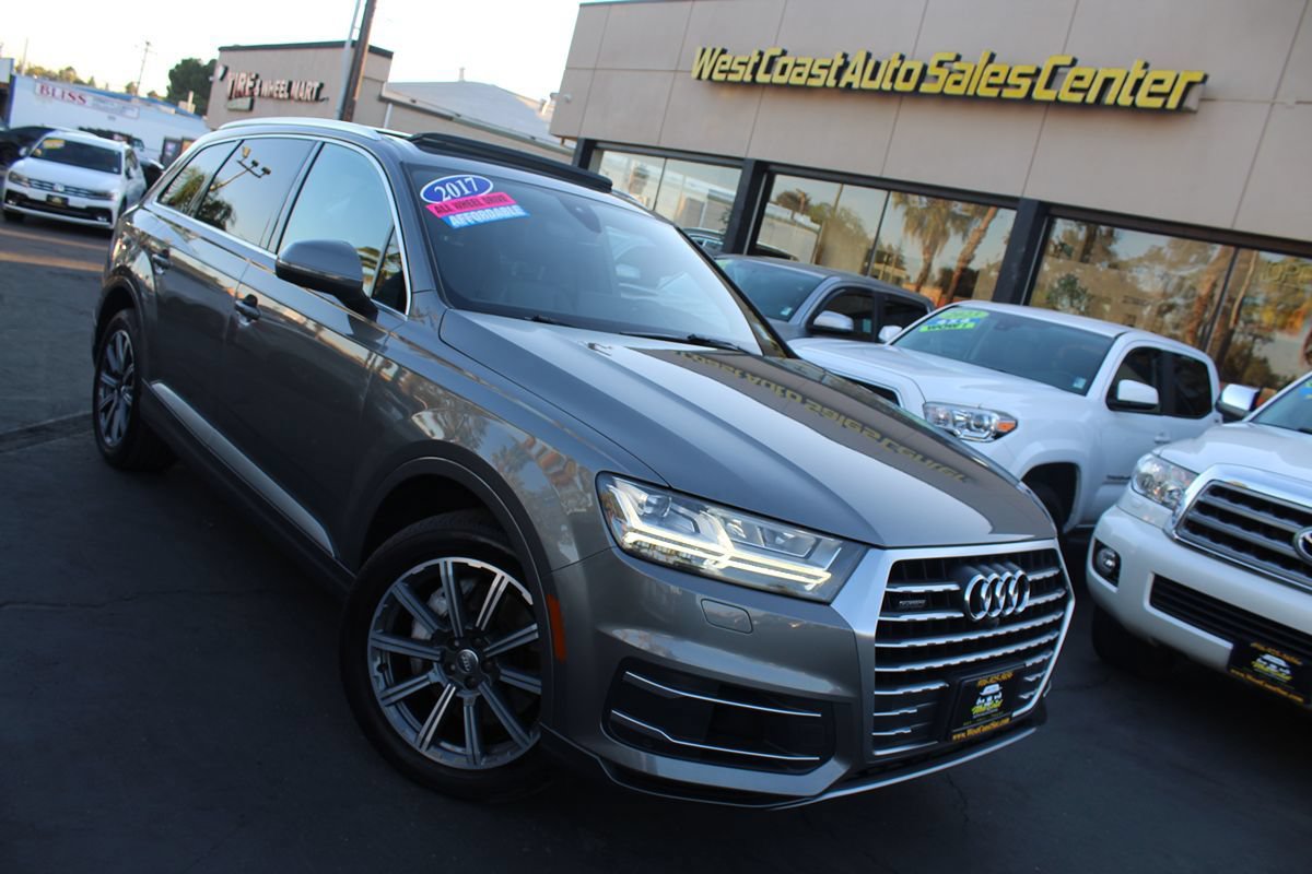 Used 2017 Audi Q7 3.0T Premium Plus AWD/4WD image 38