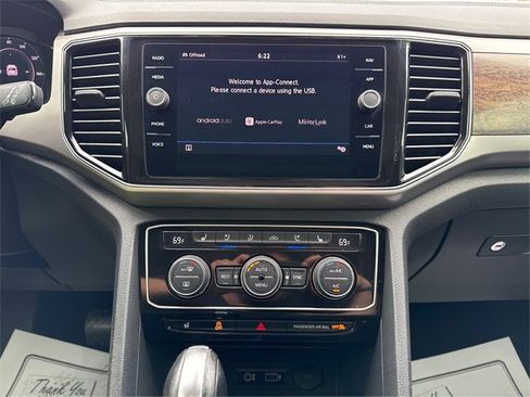 Used 2019 Volkswagen Atlas SEL Premium image 38