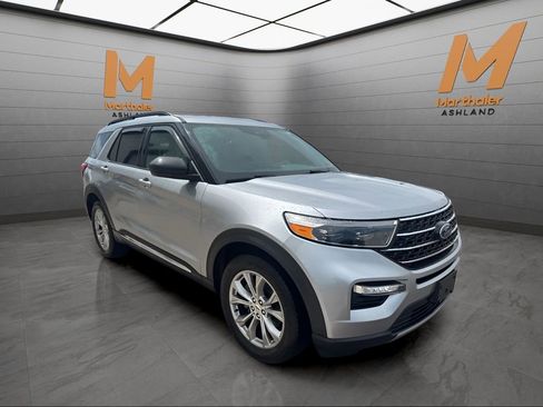 Used 2020 Ford Explorer XLT w/ Equipment Group 202A AWD/4WD image 7