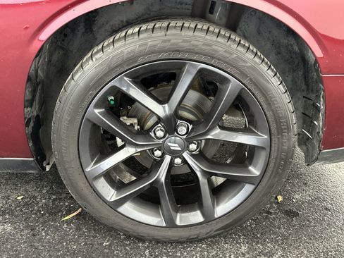 Used 2022 Dodge Challenger GT w/ Blacktop Package RWD image 10
