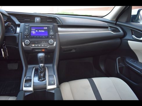 Used 2020 Honda Civic LX image 29