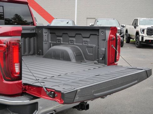 New 2026 GMC Sierra 1500 SLT w/ SLT Premium Plus Package image 6