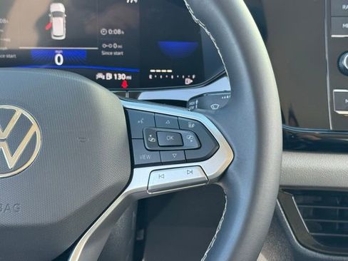 Used 2024 Volkswagen Taos S image 17