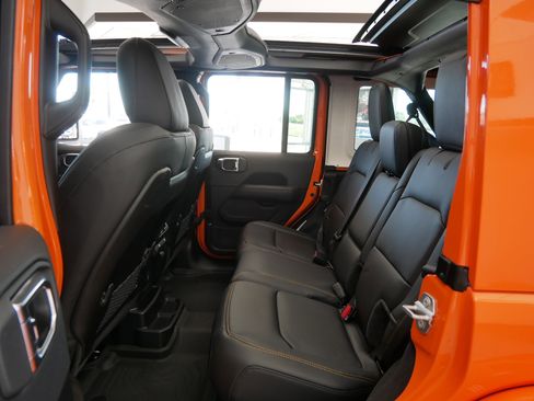 New 2025 Jeep Wrangler Unlimited Rubicon 392 image 18