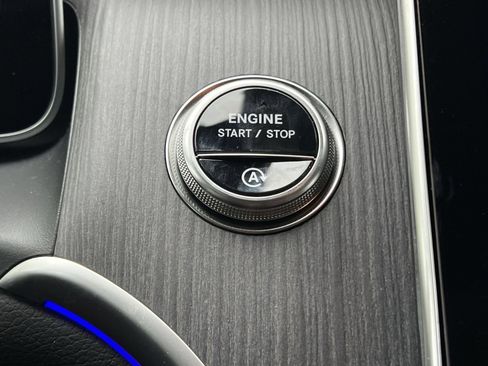 New 2026 Mercedes-Benz GLC 300 4MATIC image 38
