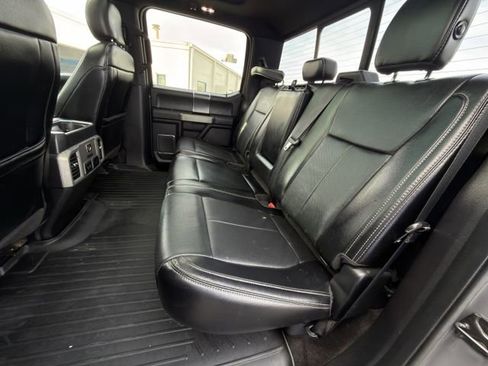 Used 2018 Ford F150 Lariat w/ Equipment Group 502A Luxury image 27