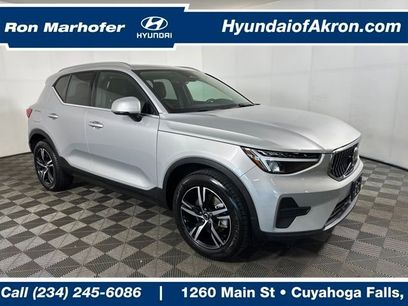 Used 2025 Volvo XC40 B5 Core