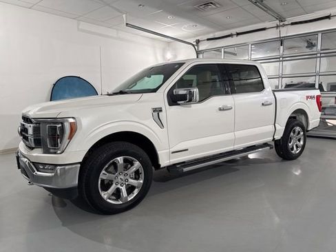 Used 2021 Ford F150 Lariat w/ Equipment Group 502A High AWD/4WD image 4