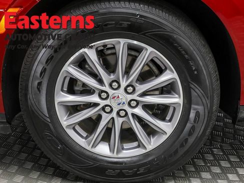 Used 2024 Buick Enclave Premium image 31