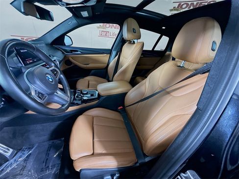 Used 2022 BMW X4 xDrive30i w/ M Sport Package 2 image 27