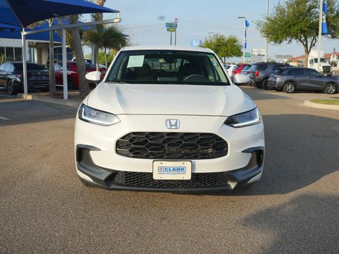 Used 2023 Honda HR-V LX image 2