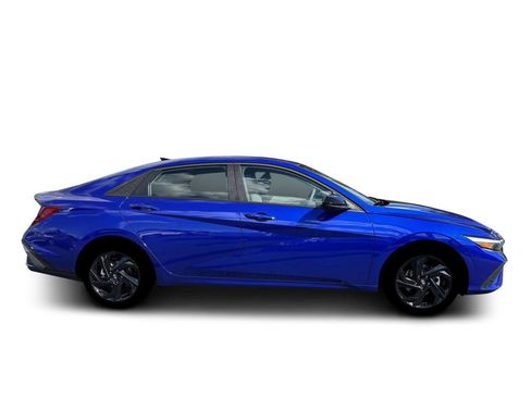 New 2026 Hyundai Elantra Sport image 9