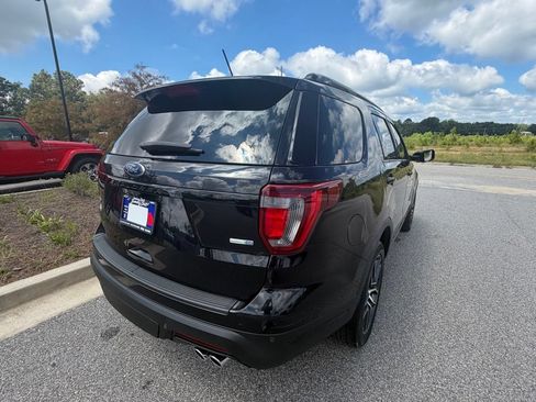 Used 2019 Ford Explorer Sport w/ Equipment Group 401A AWD/4WD image 16