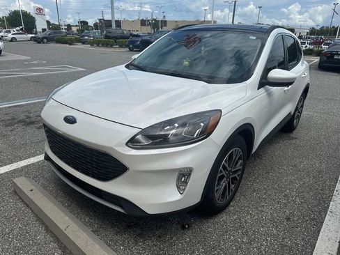 Used 2020 Ford Escape SEL FWD image 6
