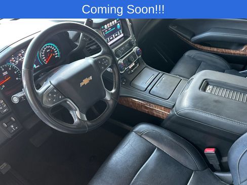 Used 2019 Chevrolet Suburban Premier RWD image 10