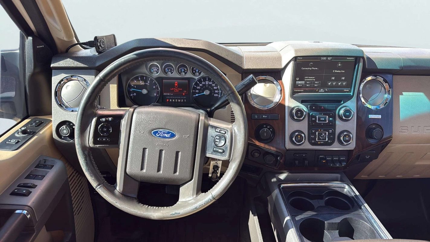 Used 2016 Ford F250 Lariat w/ Lariat Ultimate Package AWD/4WD image 10