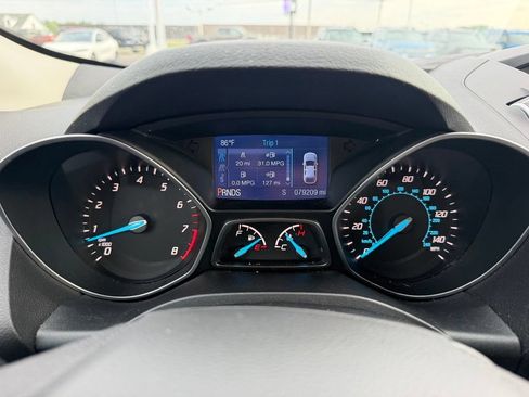 Used 2015 Ford Escape SE FWD image 11