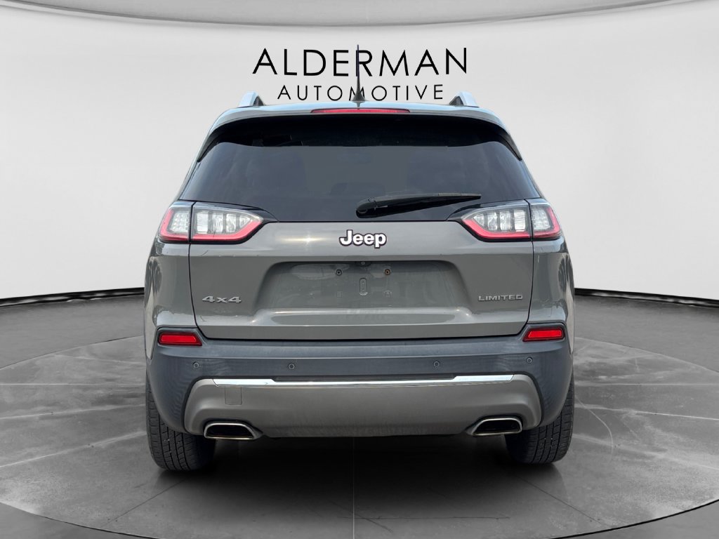 Used 2019 Jeep Cherokee Limited AWD/4WD image 4