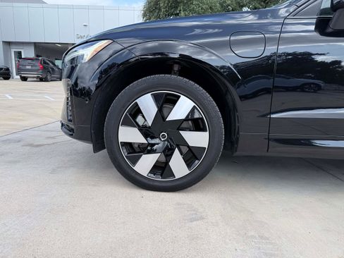 Certified 2024 Volvo XC60 T8 Plus AWD/4WD image 10
