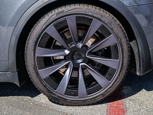 Used 2023 Tesla Model X AWD/4WD image 8