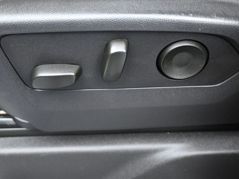 Certified 2025 Chevrolet Silverado 2500 LT w/ Convenience Package image 12