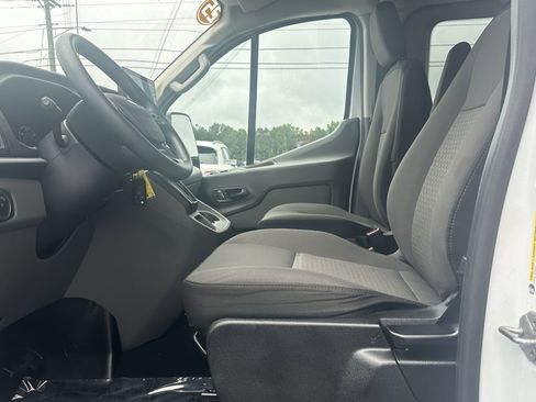 Used 2025 Ford Transit 350 XLT RWD image 9