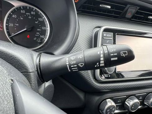Used 2022 Nissan Kicks S FWD image 25