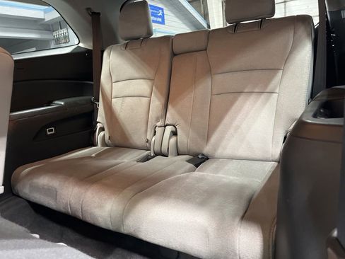 Used 2020 Honda Pilot LX image 33