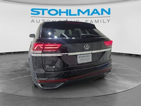 Used 2023 Volkswagen Atlas Cross Sport SE AWD/4WD image 11