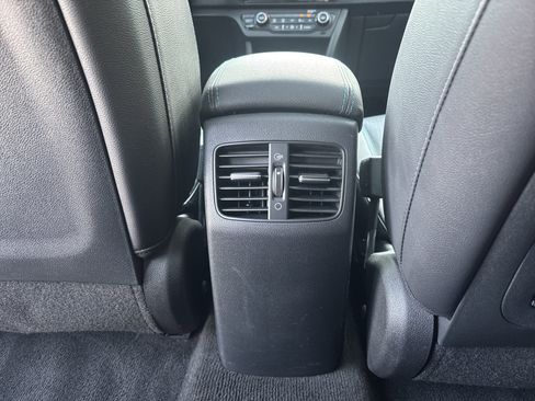 Used 2020 Kia Niro EX Premium w/ Cold Weather Package image 34