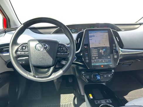 Certified 2022 Toyota Prius Limited w/ Premium Convenience Package image 12